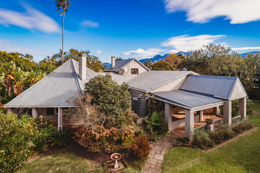 6 Bedroom Property for Sale in Heatherlands Western Cape